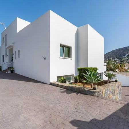 Villa Drago - Plusholidays *
