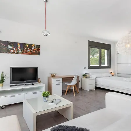 Drago - Plusholidays Willa Calpe
